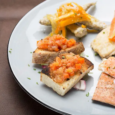 Orso Bruno Carate Urio